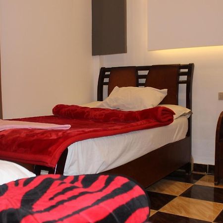 Family Palace Hostel Каир Экстерьер фото